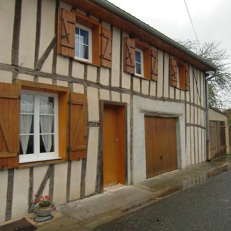 Le Bois Flotte Villa Arrigny Room photo