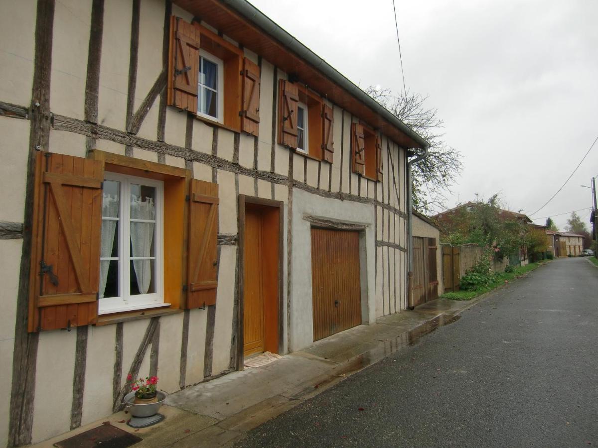 Le Bois Flotte Villa Arrigny Room photo